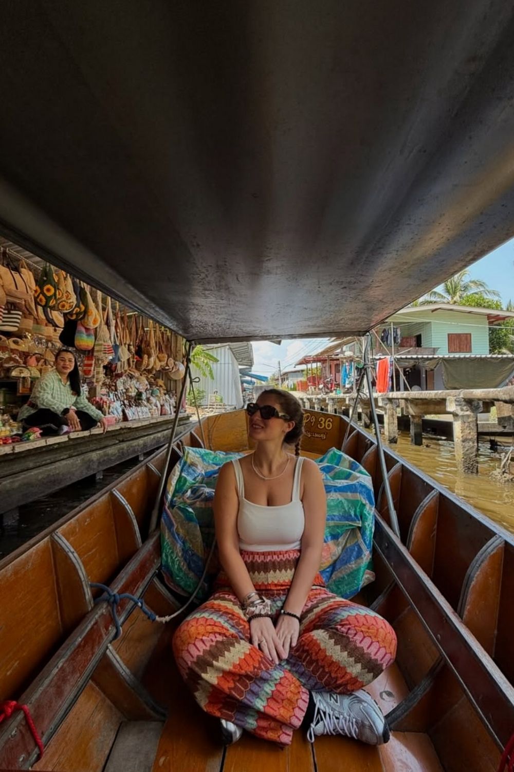 Stylish and practical Bangkok outfit ideas for every activity—from temples to rooftop bars. Get travel-friendly fashion tips and packing advice! Bangkok Outfit, Bangkok Outfit Ideas, Bangkok Outfit Travel Ootd, Bangkok Thailand Outfit Ideas, Wat Arun Bangkok Outfit, Bangkok Thailand Aesthetic Outfit, Bangkok Temple Outfit, Grand Palace Bangkok Outfit, Bangkok Travel Outfit, Bangkok Summer Outfit, Bangkok Ootd Outfit, Bangkok Trip Outfit, Bangkok Packing List, What To Wear In Bangkok Thailand