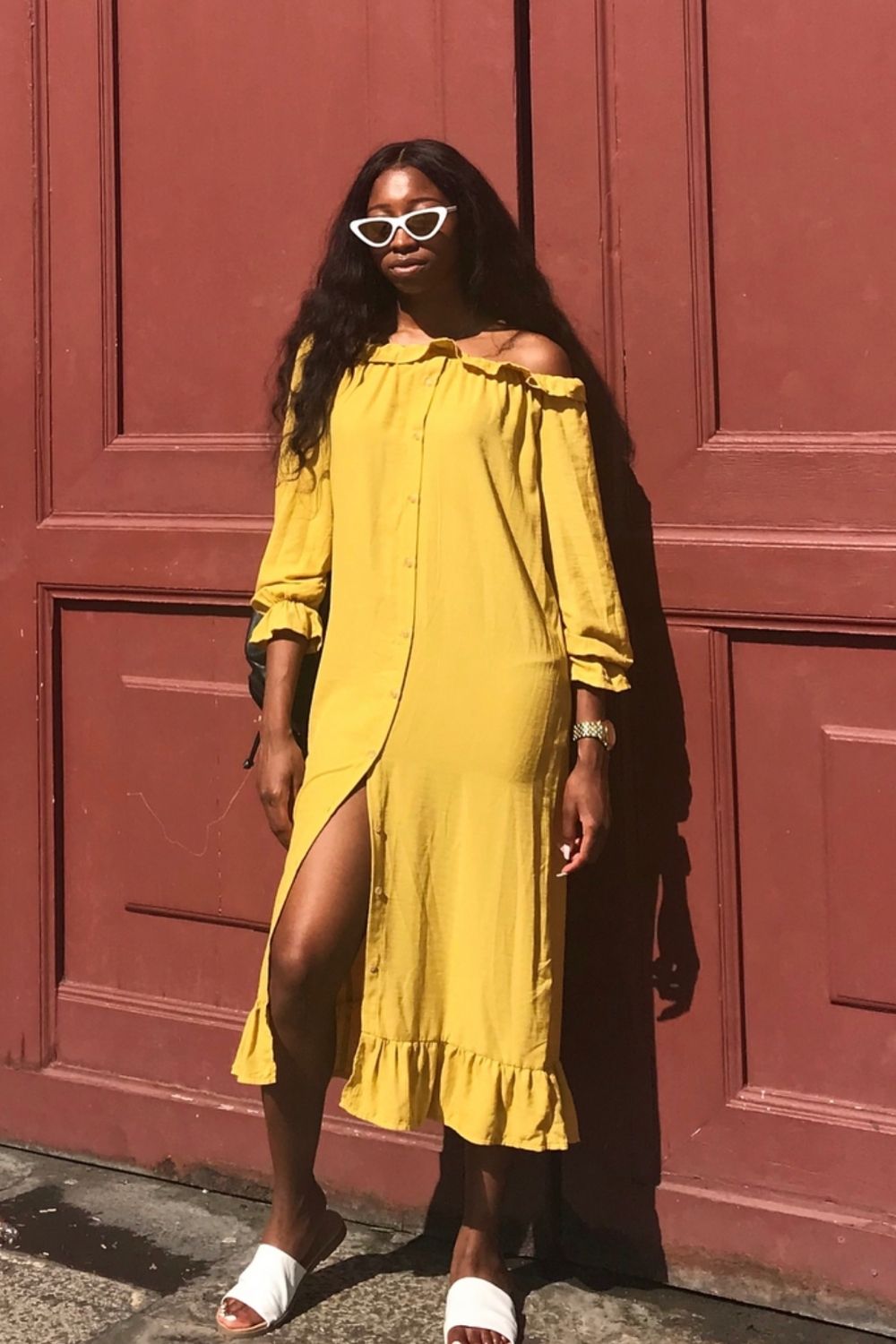 Stylish and practical Bangkok outfit ideas for every activity—from temples to rooftop bars. Get travel-friendly fashion tips and packing advice! Bangkok Outfit, Bangkok Outfit Ideas, Bangkok Outfit Travel Ootd, Bangkok Thailand Outfit Ideas, Wat Arun Bangkok Outfit, Bangkok Thailand Aesthetic Outfit, Bangkok Temple Outfit, Grand Palace Bangkok Outfit, Bangkok Travel Outfit, Bangkok Summer Outfit, Bangkok Ootd Outfit, Bangkok Trip Outfit, Bangkok Packing List, What To Wear In Bangkok Thailand