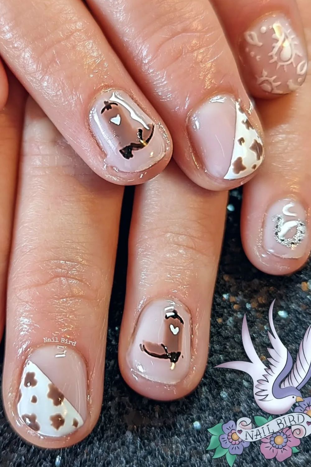 Get inspired with 23 Nashville-themed nail designs perfect for your Music City trip! From cow print to cowboy boots, these fun country nails are full of southern charm. Nashville Nails Ideas, Nashville Nails Country, Nails For Nashville Trip, Nashville Inspired Nails, Pink Nashville Nails, Nashville Tennessee Nails, Nashville Nails Ideas Summer, Nashville Themed Nails, Spring, Nails For Nashville Vacation, Nashville Bachelorette Nails Ideas, Nashville Nails Ideas Pink, Acrylic Nails