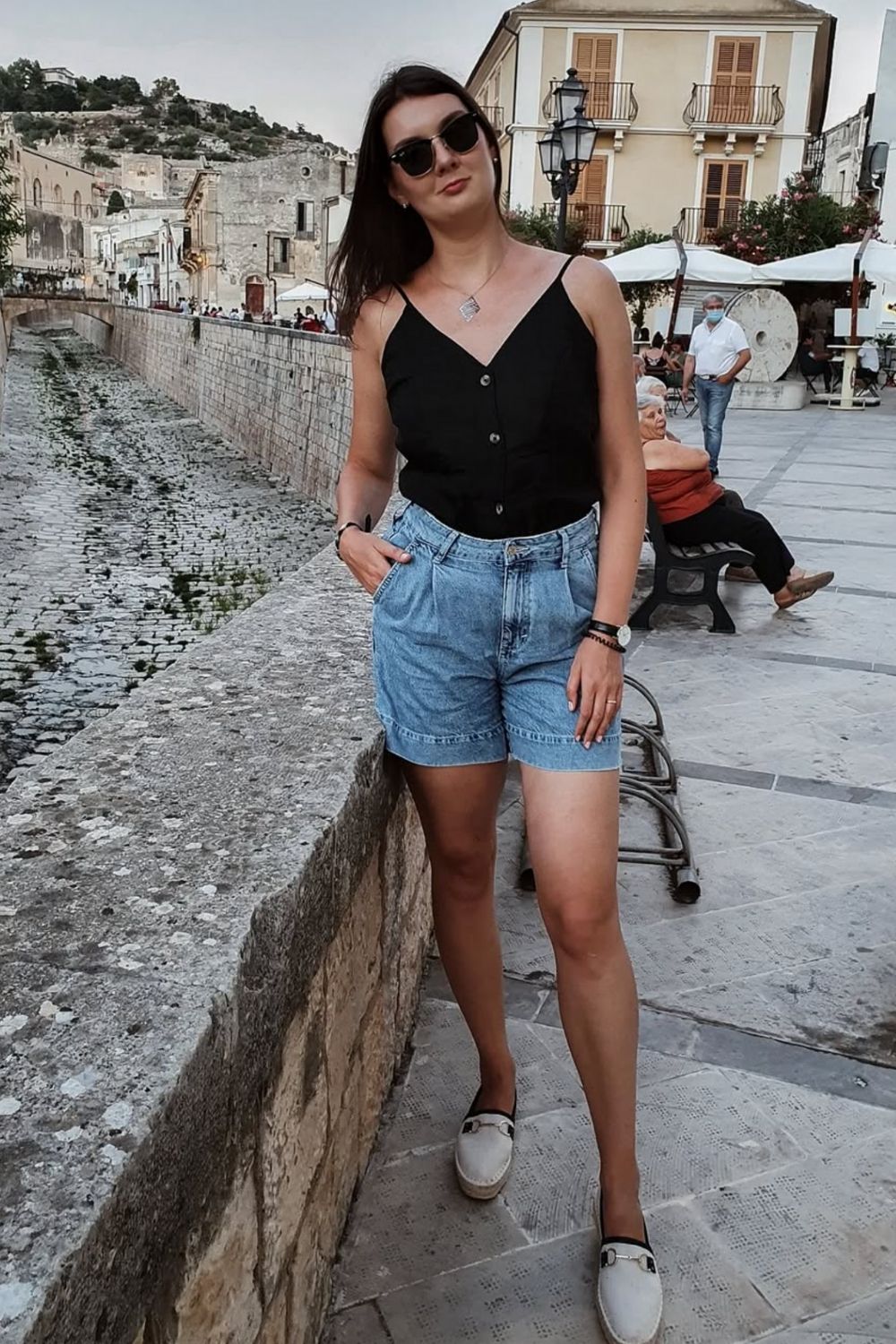 Discover stylish and effortless outfit ideas perfect for exploring Sicily—from breezy linen sets to romantic dresses and coastal chic looks for every kind of summer adventure. Sicily Outfits, Sicily Italy Outfits, Sicily Outfits Spring, Sicily Summer Outfits, Sicily Outfits October, Outfits For Sicily, Summer In Sicily Outfits, Sicily Outfits Fall, Outfits For Sicily Summer, Sicily Outfits September, Sicily Outfits Summer